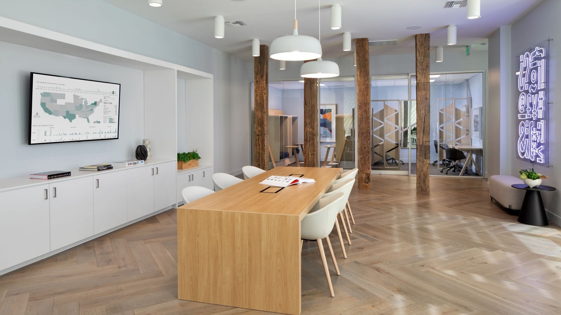 Community Lounge with Ample Natural Light 