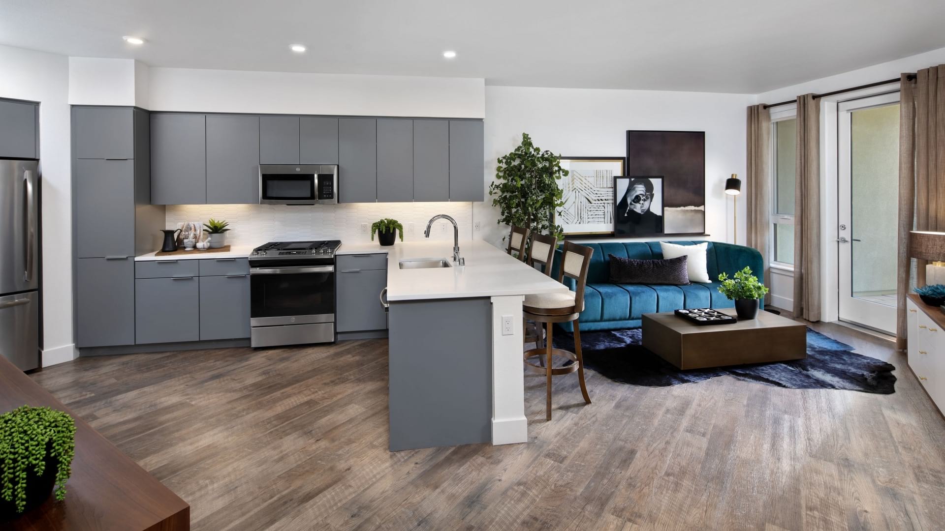 Open Kitchen with Large Island